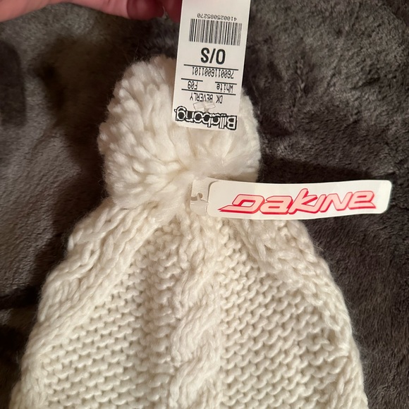 Dakine pom pomp toque - Picture 2 of 3
